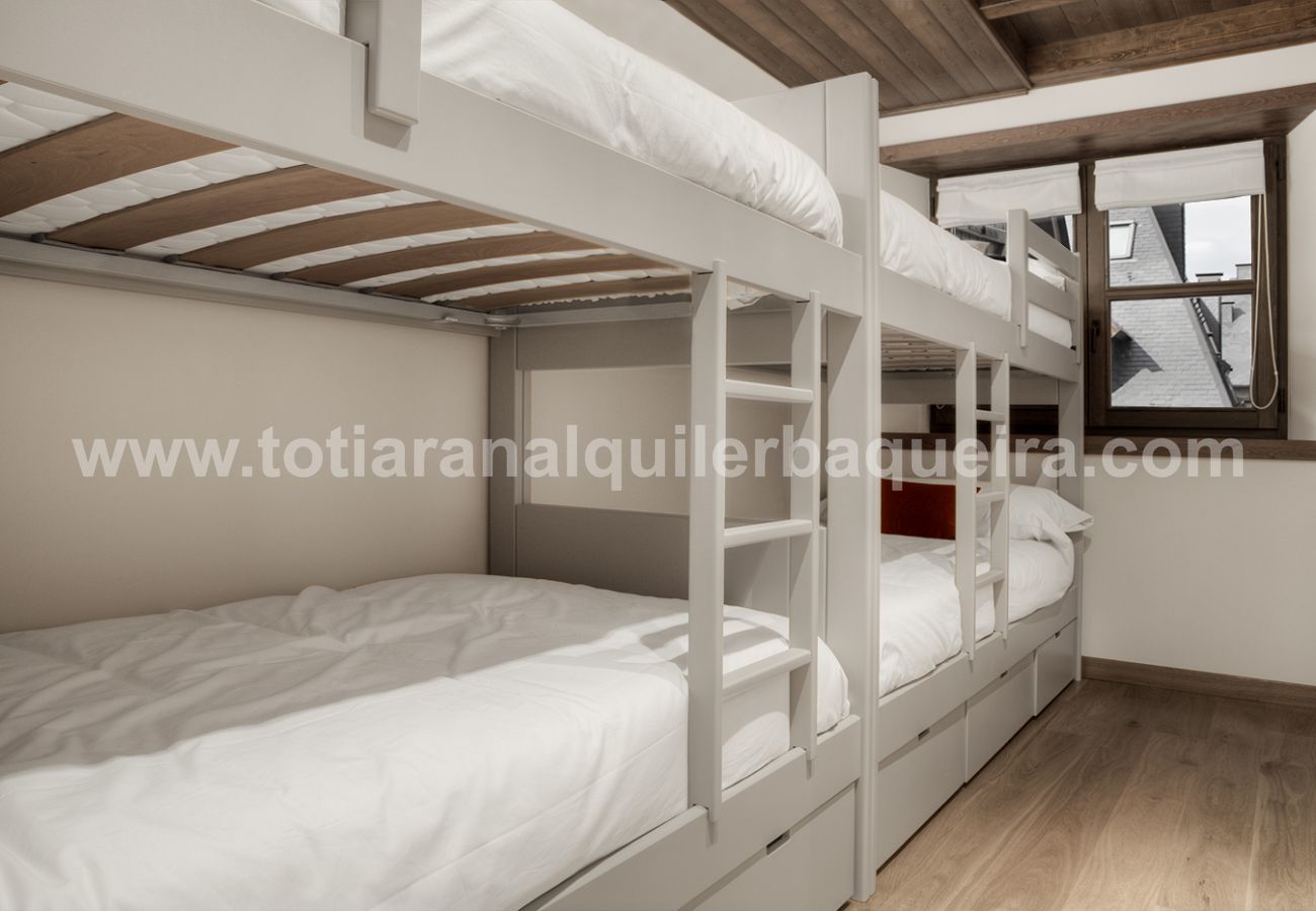 Apartment in Baqueira - Restanca by Totiaran