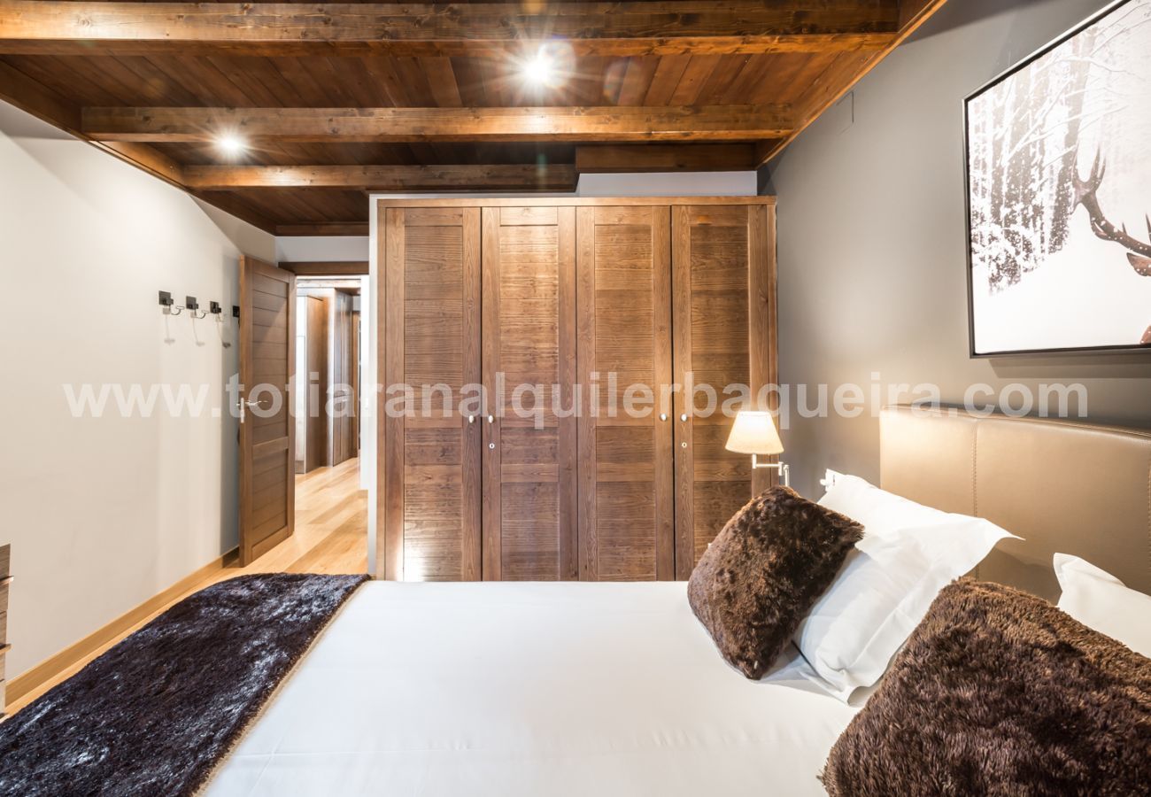 Apartment in Baqueira - Restanca by Totiaran