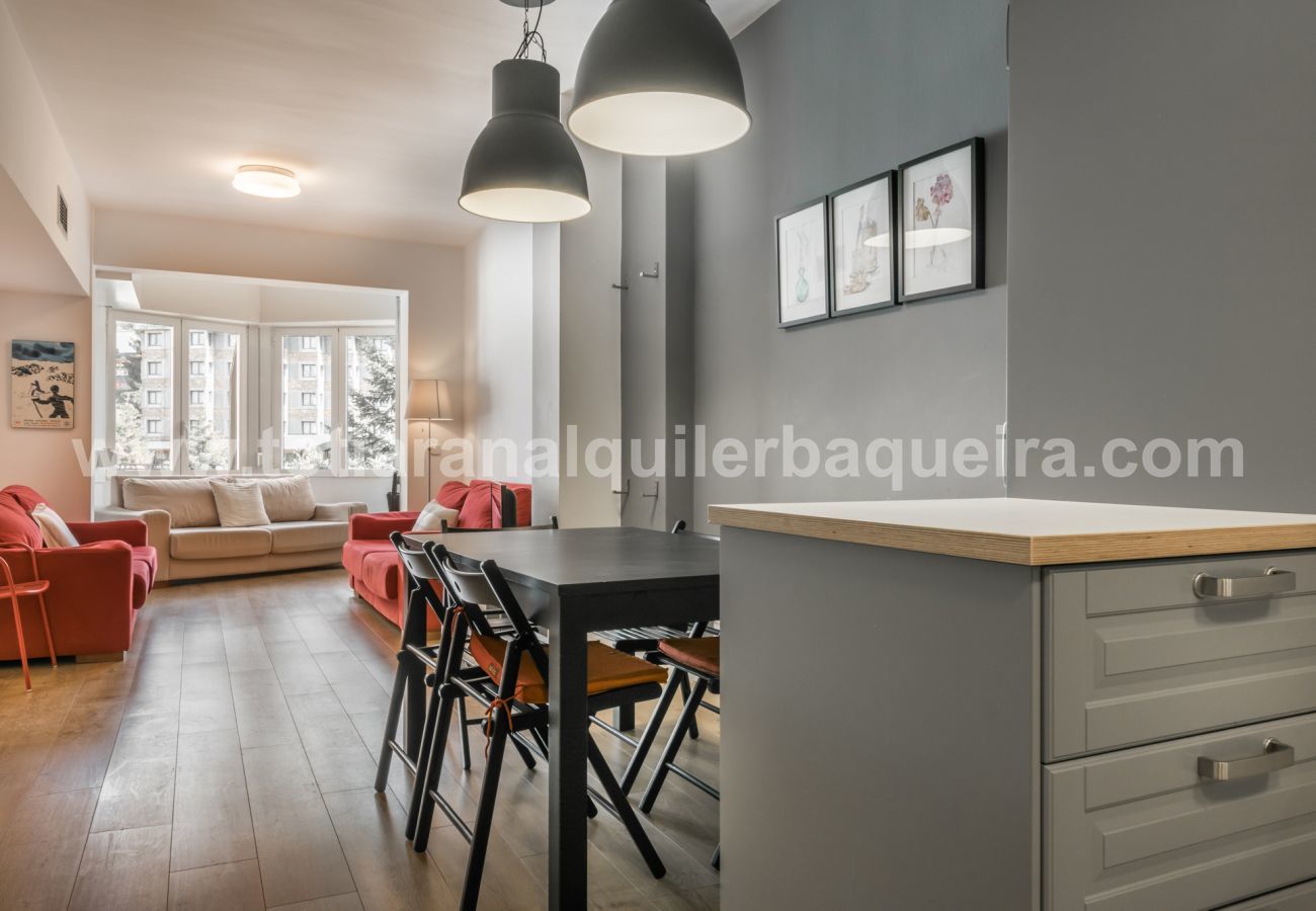 Apartment in Baqueira - Laujo by Totiaran