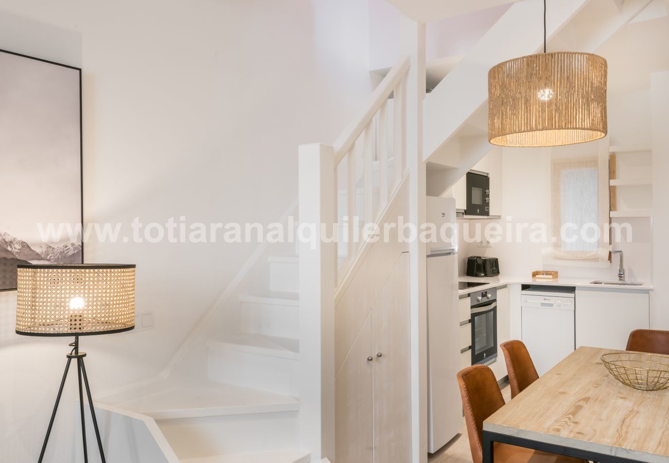 Apartment in Baqueira - Mike by Totiaran