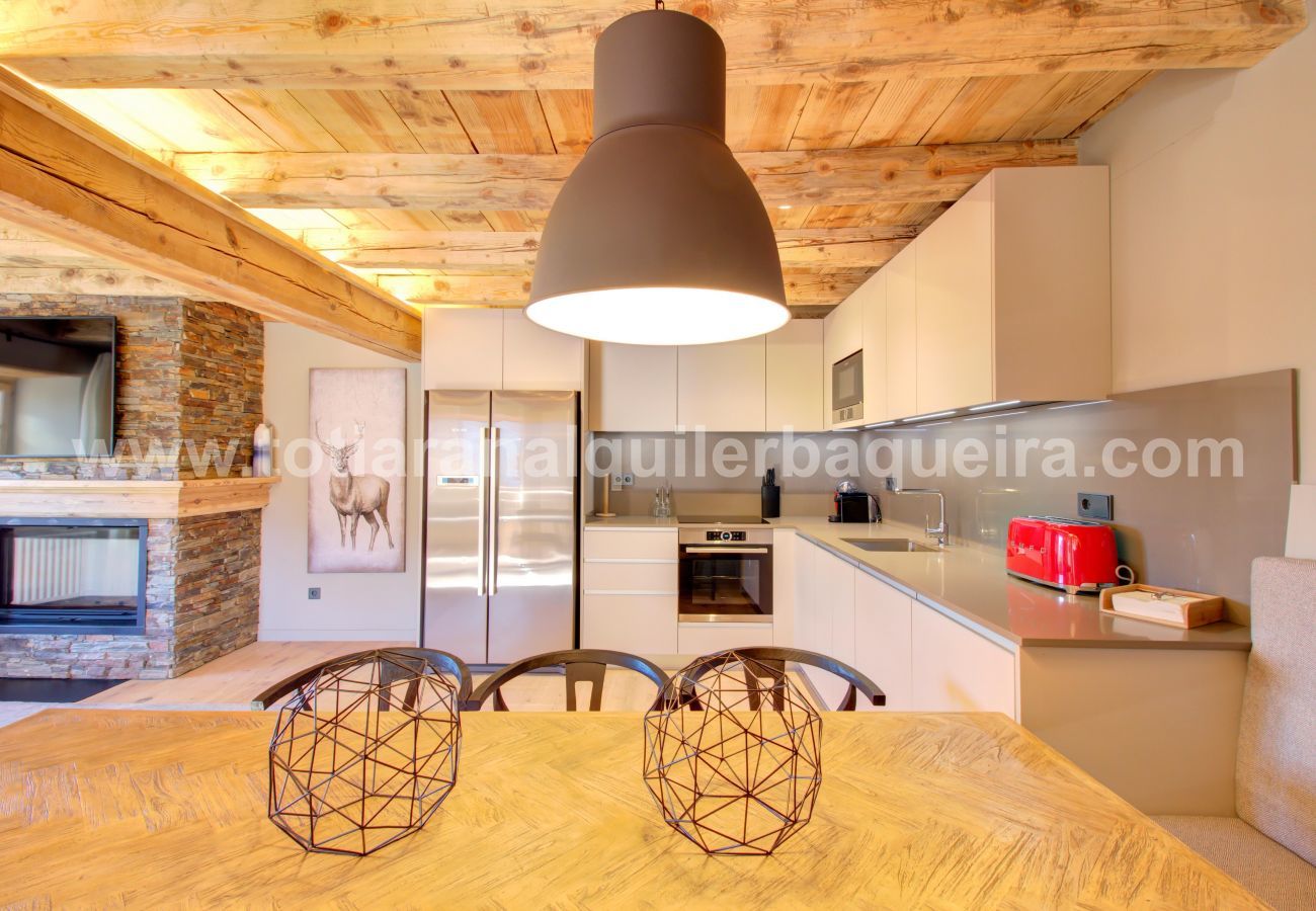 House in Baqueira - Casa Torreon by Totiaran