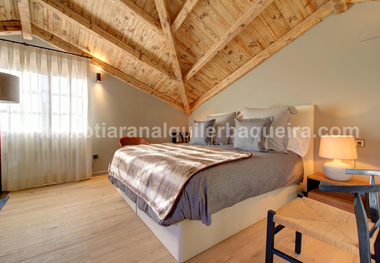 House in Baqueira - Casa Torreon by Totiaran