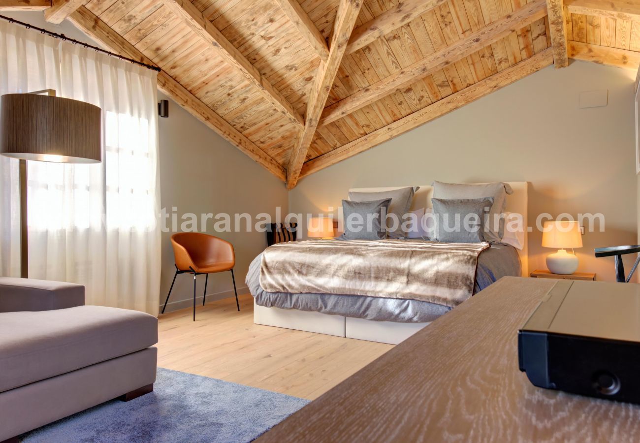House in Baqueira - Casa Torreon by Totiaran