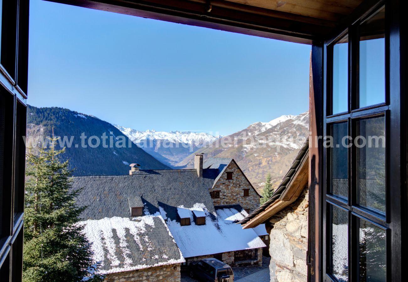 House in Baqueira - Casa Torreon by Totiaran