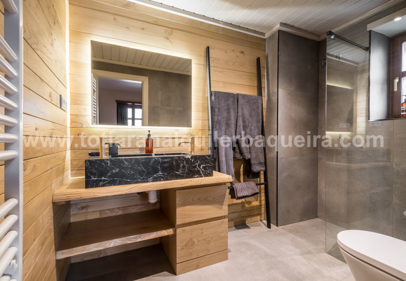 Apartment in Baqueira - Muntanyos by Totiaran