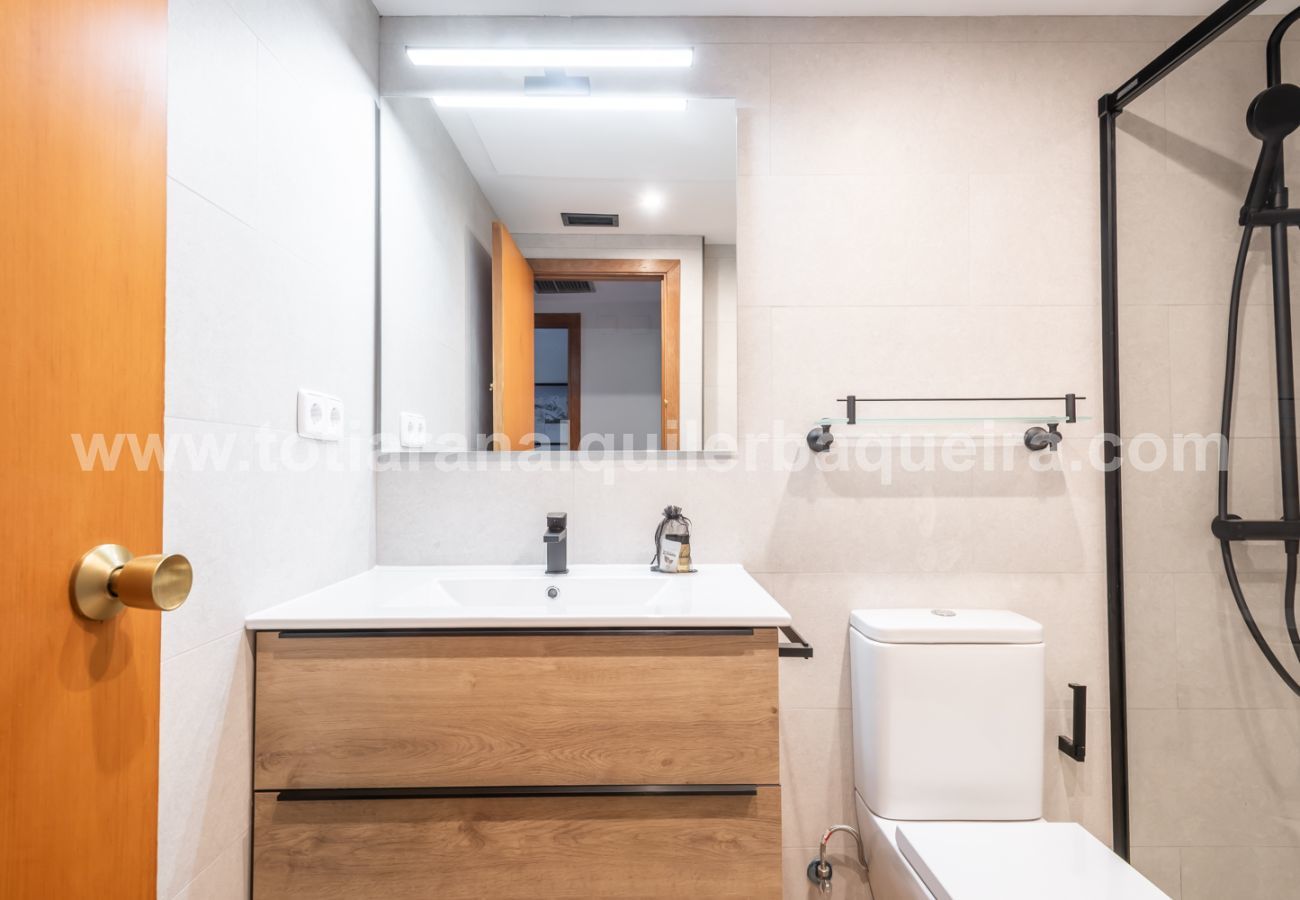 Apartment in Baqueira - Bandolers by Totiaran