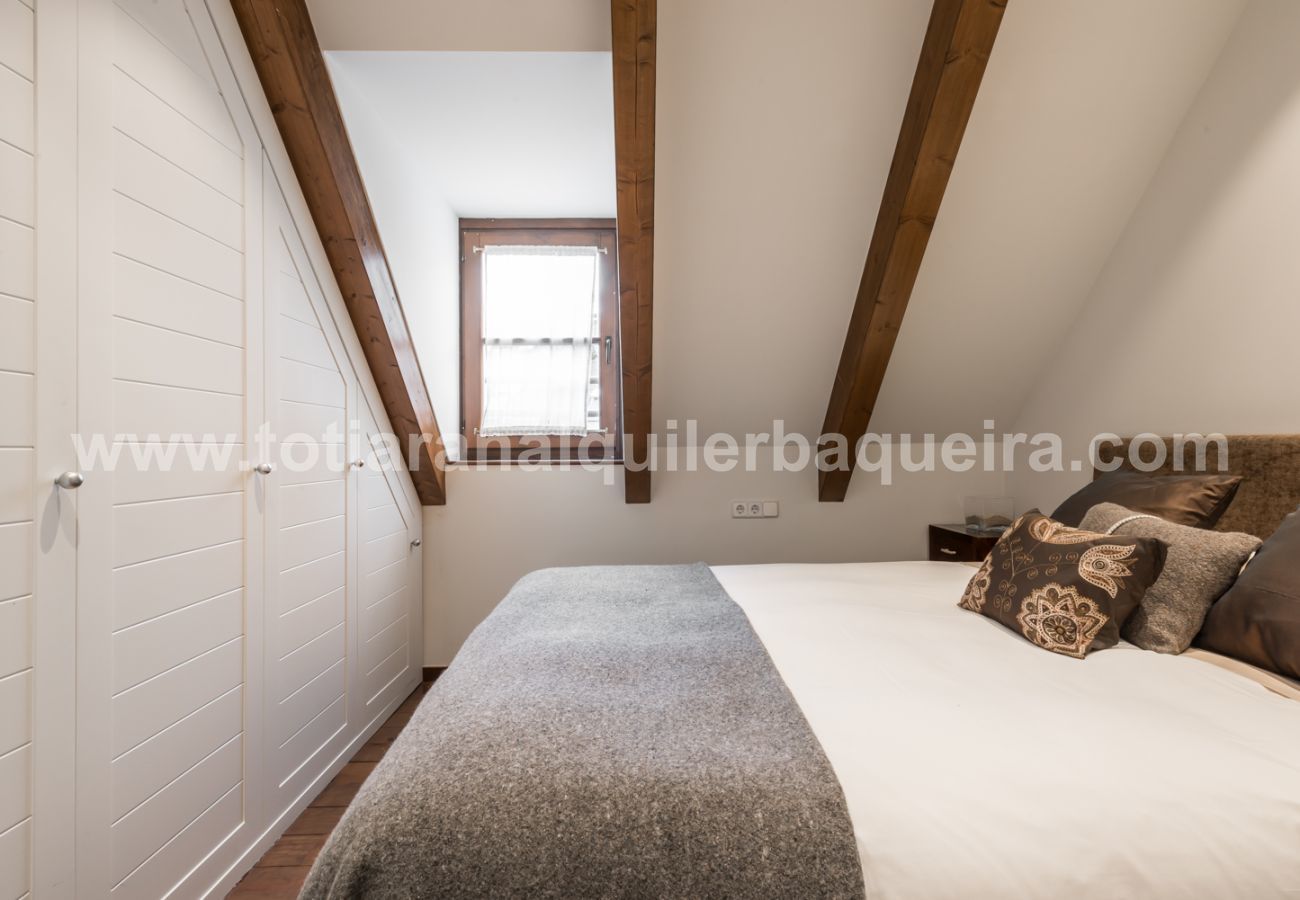 Apartment in Baqueira - Cabirol by Totiaran