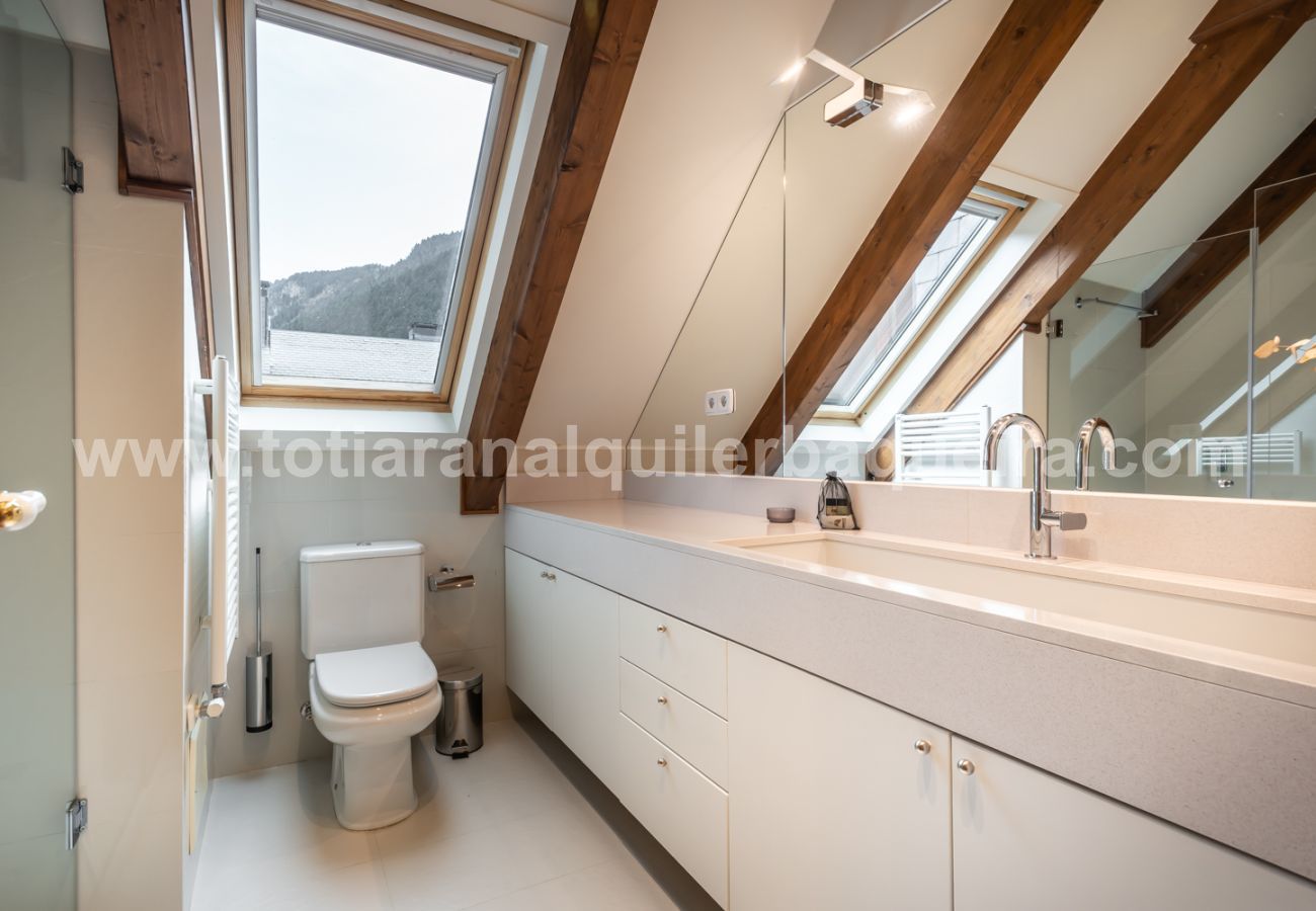 Apartment in Baqueira - Cabirol by Totiaran