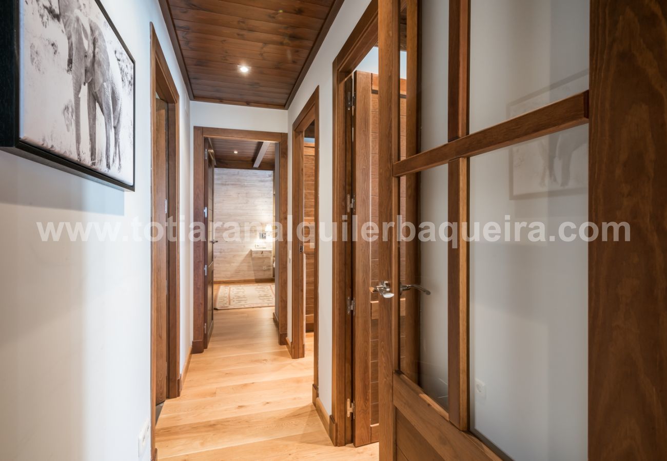 Apartment in Baqueira - Marmotes by Totiaran