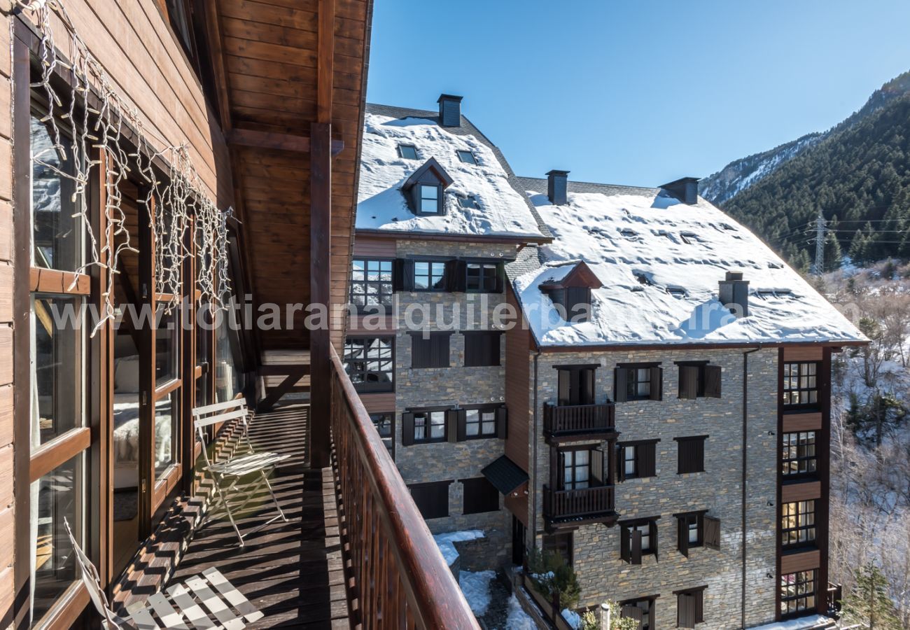 Apartment in Baqueira - Marmotes by Totiaran