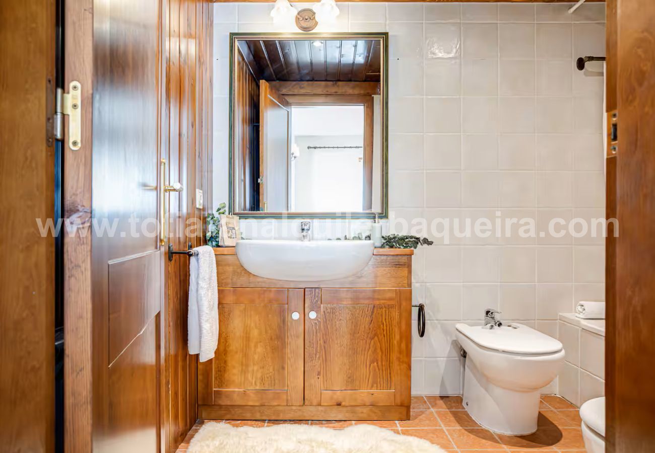 Apartment in Baqueira - Roca Blanca by Totiaran