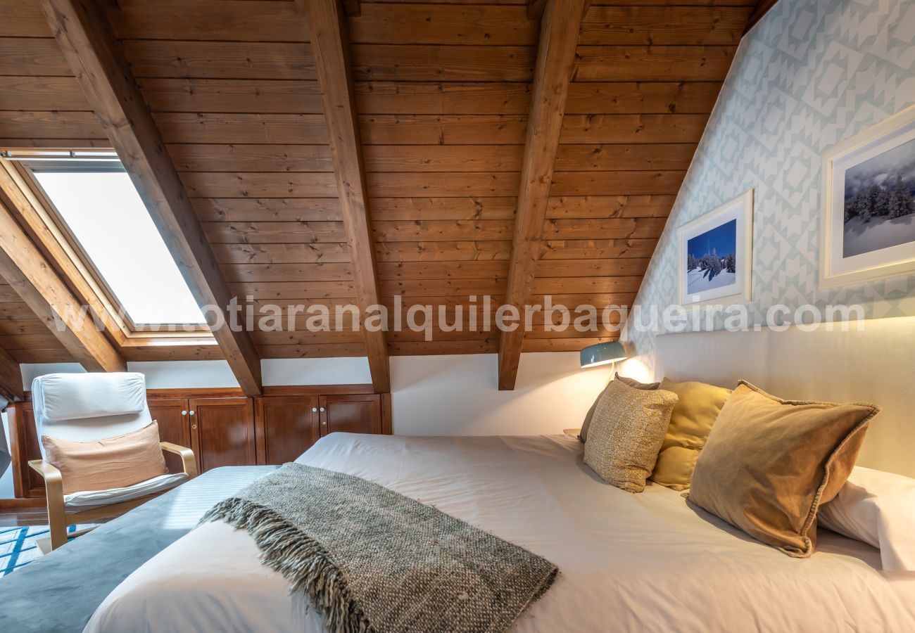 Apartment in Baqueira - Cigalera by Totiaran