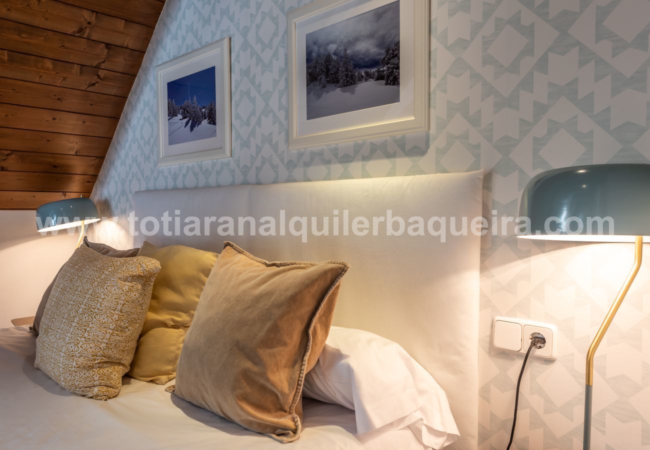 Apartment in Baqueira - Cigalera by Totiaran