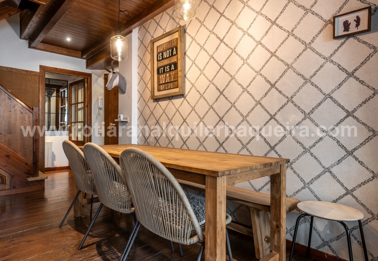 Apartment in Baqueira - Cigalera by Totiaran
