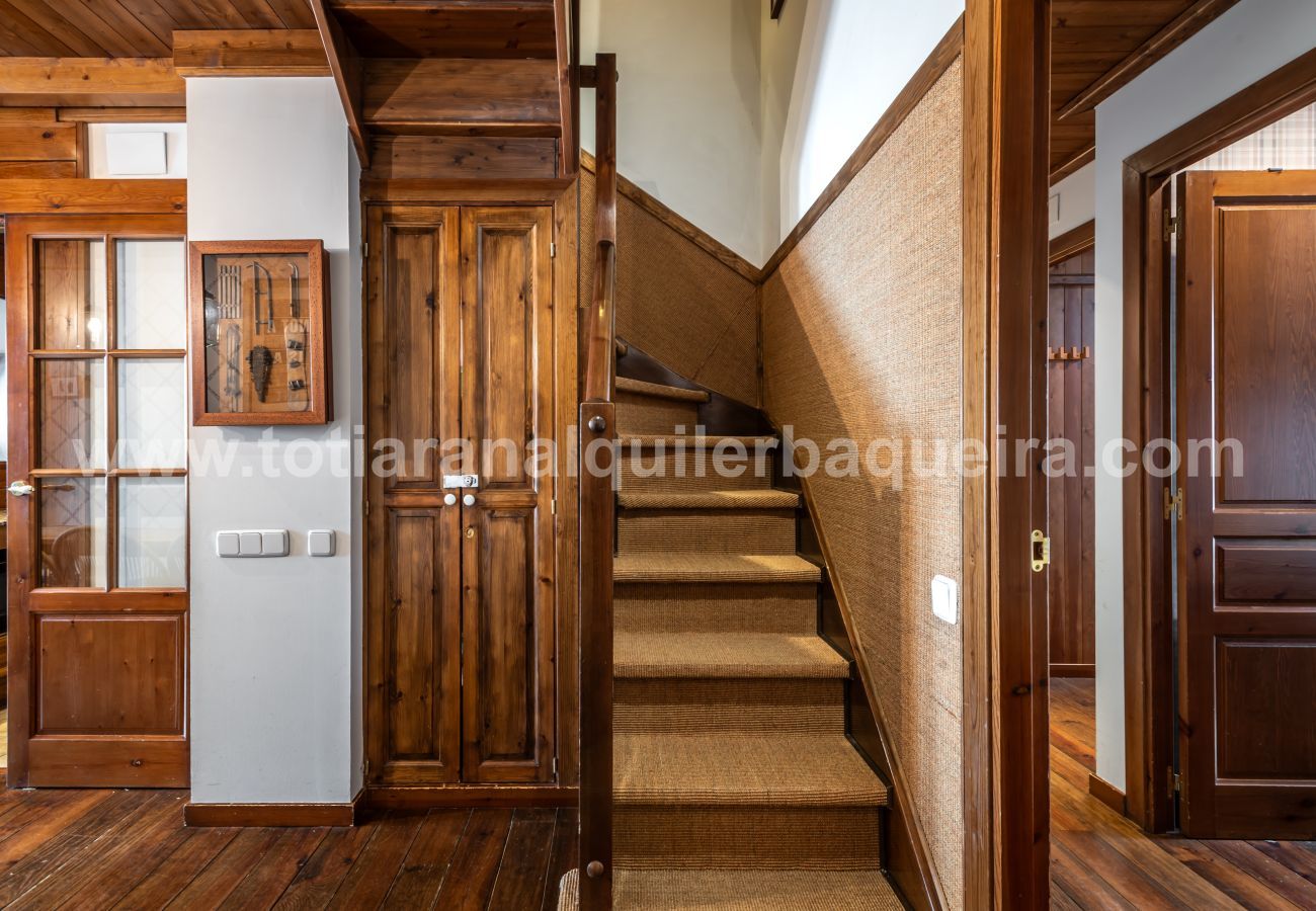 Apartment in Baqueira - Cigalera by Totiaran