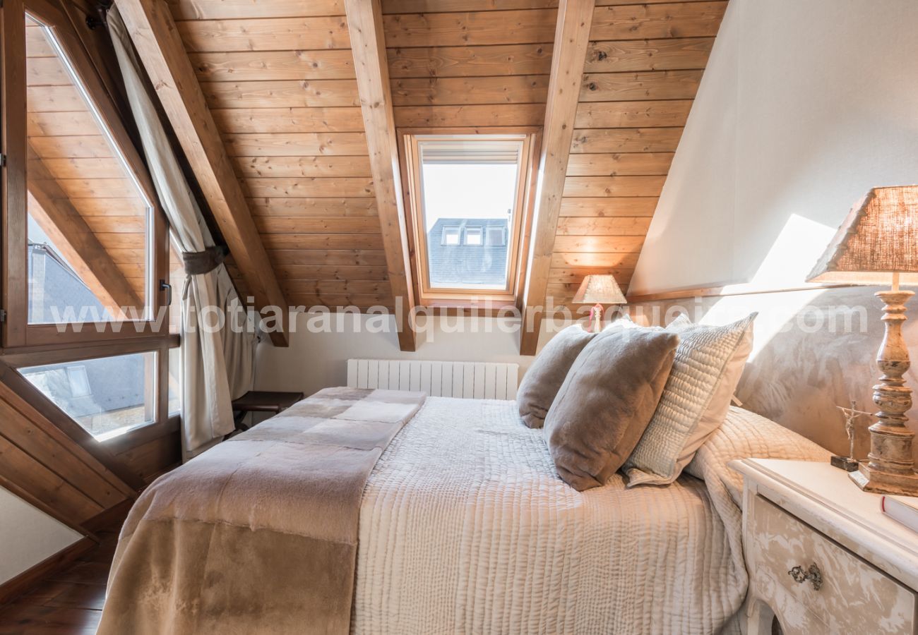 Apartment in Baqueira - Era Jançana by Totiaran
