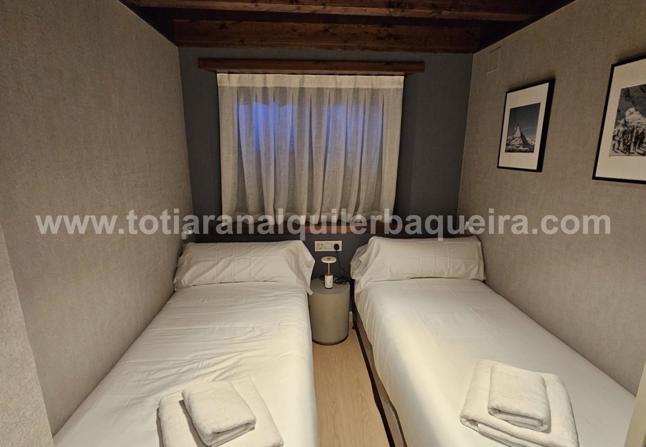 Apartment in Baqueira - Clot der Os by Totiaran