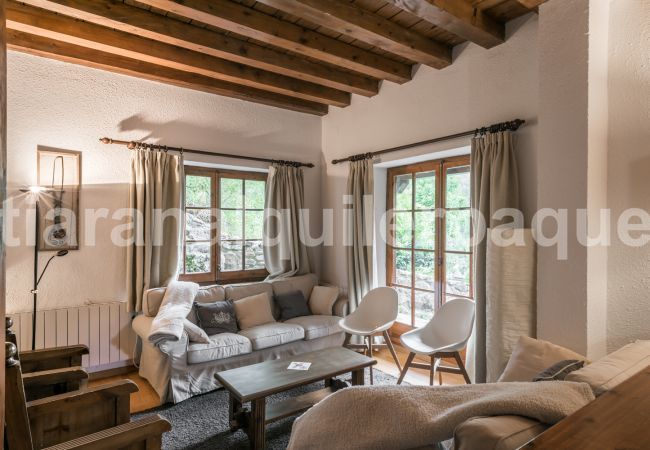 Maison à Naut Aran - Casa Guineu by Totiaran Maison à Naut Aran - Casa Guineu by Totiaran