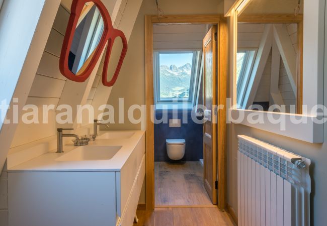 Maison à Baqueira - Casa Lobo by Totiaran Maison à Baqueira - Casa Lobo by Totiaran