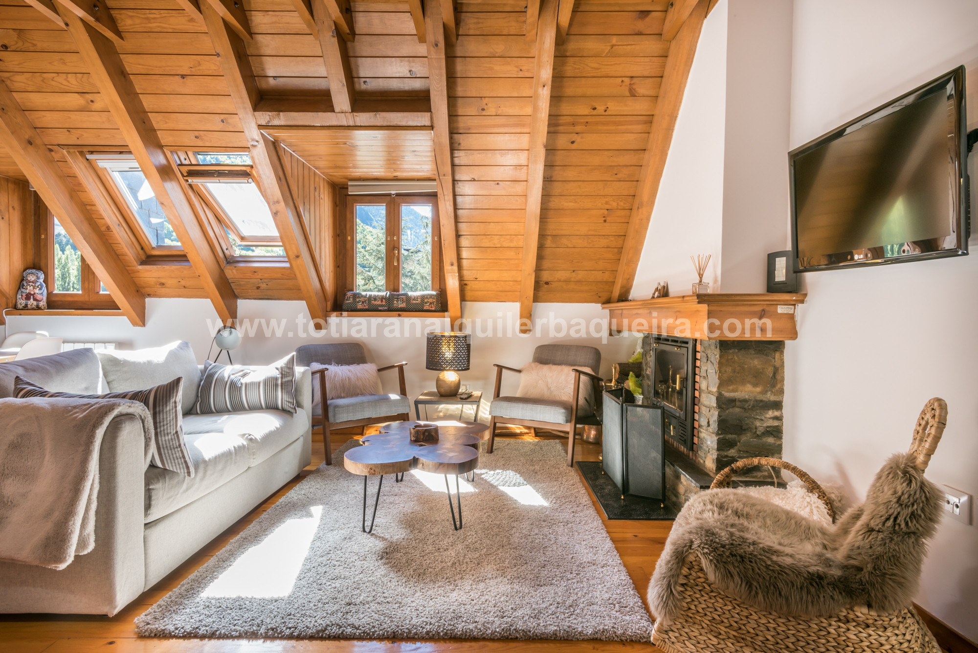 Salon Liat Totiaran, appartement à Arties, Val d’Aran