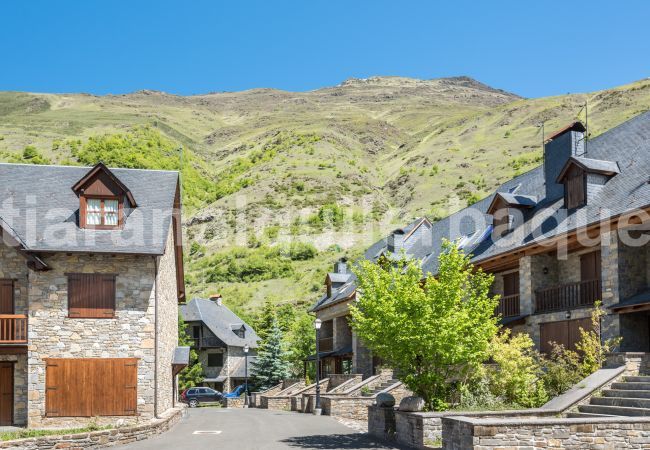 Maison à Casarilh - La Maison du Loup by Totiaran Maison à Casarilh - La Maison du Loup by Totiaran