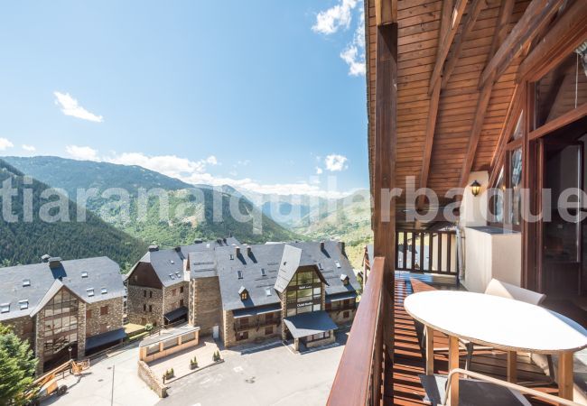 Maison à Baqueira - Casa Mont Romies by Totiaran Maison à Baqueira - Casa Mont Romies by Totiaran