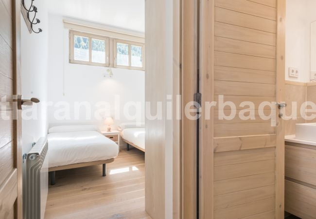Maison à Baqueira - Casa Eth Mur by Totiaran Maison à Baqueira - Casa Eth Mur by Totiaran