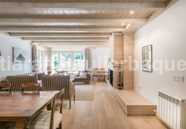 Maison à Baqueira - Casa Eth Mur by Totiaran Maison à Baqueira - Casa Eth Mur by Totiaran