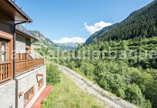Maison à Baqueira - Casa Eth Mur by Totiaran Maison à Baqueira - Casa Eth Mur by Totiaran