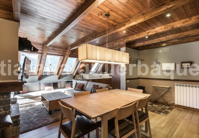 Appartement à Baqueira - Nuevo Artic by Totiaran Appartement à Baqueira - Nuevo Artic by Totiaran