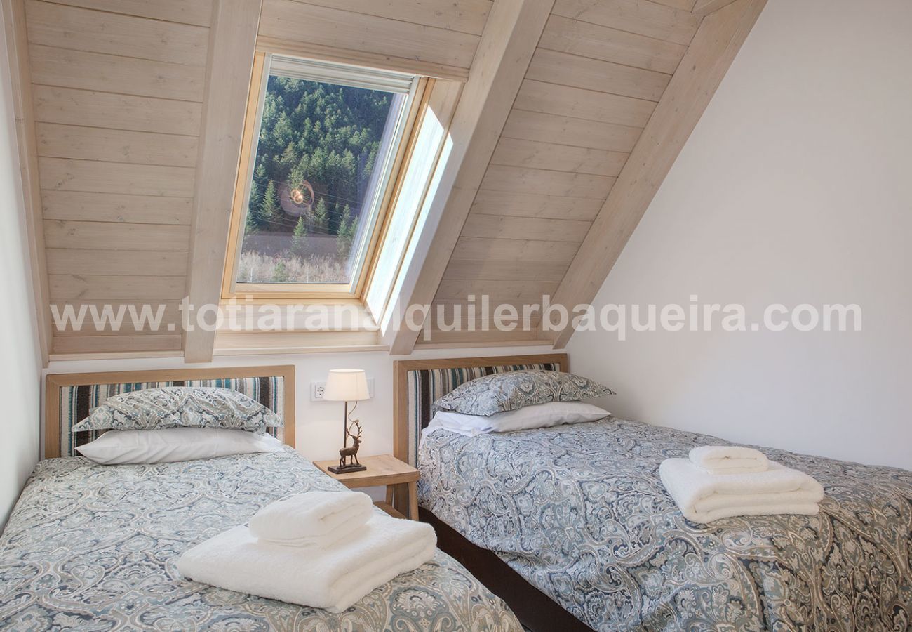 Maison à Baqueira - XP_ Casa Hereisho by Totiaran