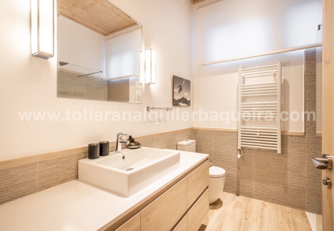 Maison à Baqueira - Casa Hereisho by Totiaran