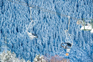 Chairlifts at Tanau and Baqueira 1700